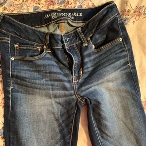 American Eagle stretchy jeans